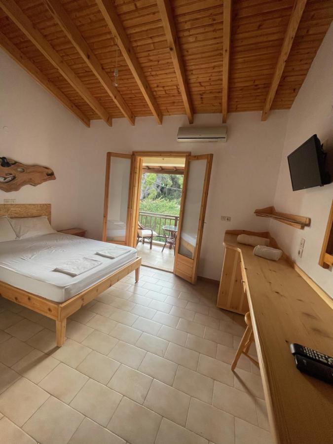 Pension Oasis Votsi (Alonnisos) Exterior foto